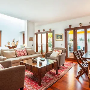 Genteel Puerta Real Holiday home